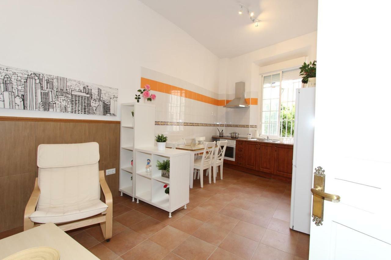 Apartamento Ollerias Màlaga Exteriér fotografie